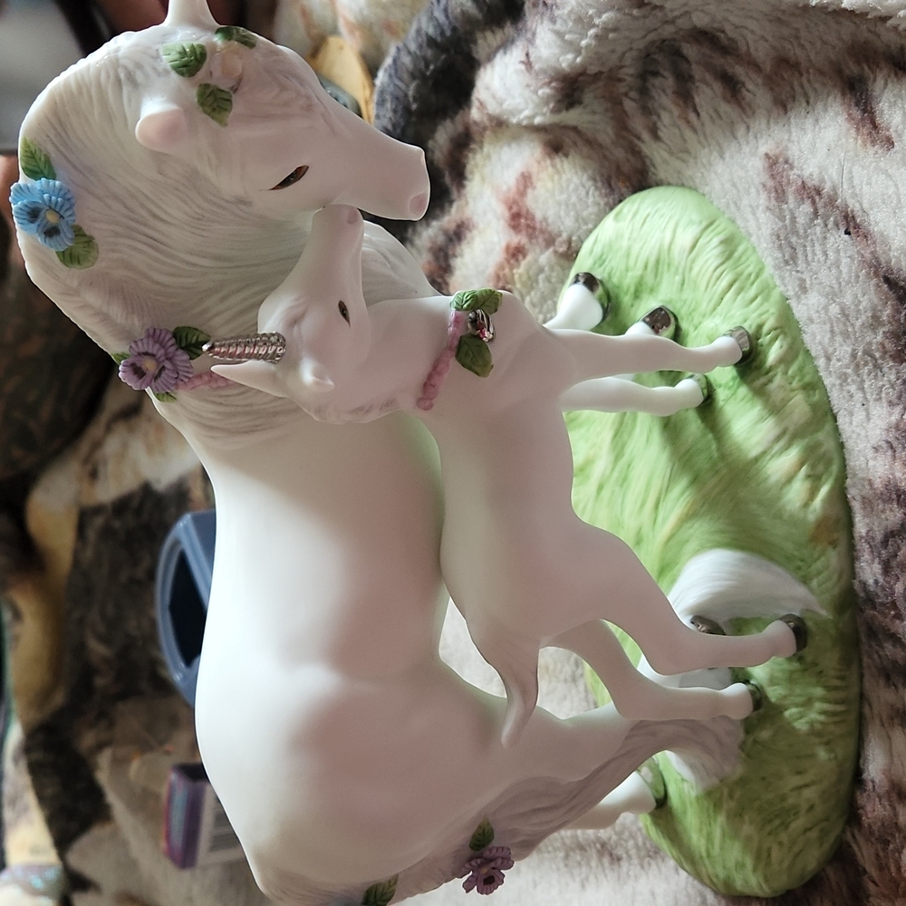 Porcelain horse
